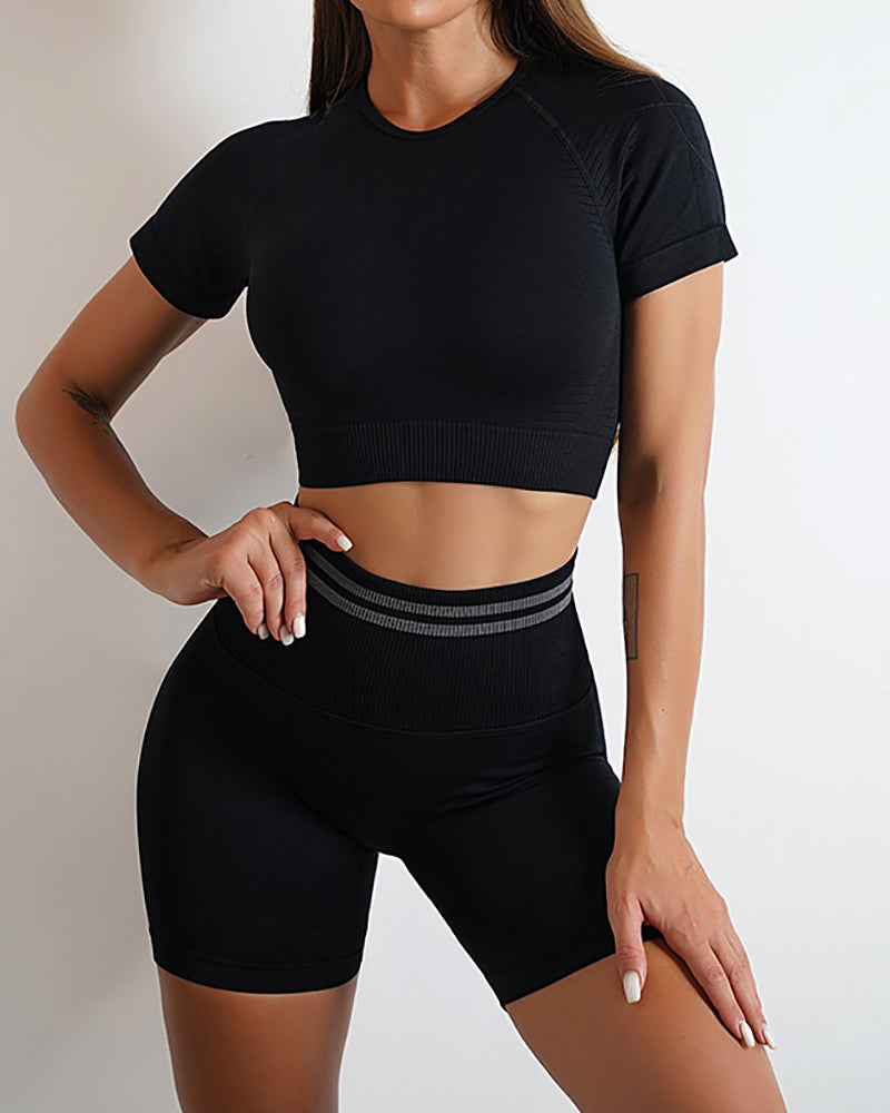 Popular Ruched Outside Sports Short Sleeve Shorts Yoga Two-piece Sets S-L Shorts Sets