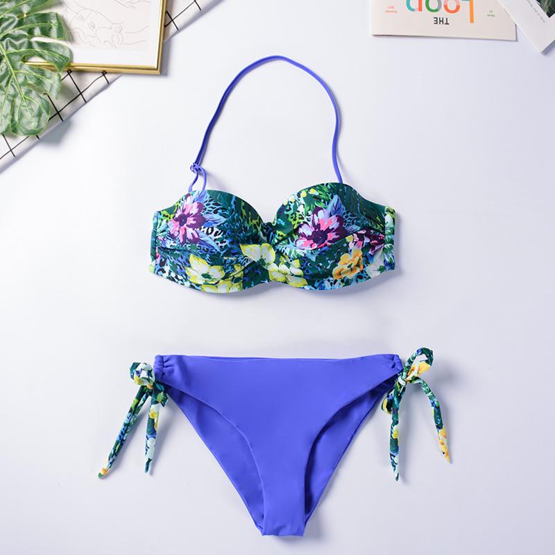 Women Halter Neck Print Summer Bikini OM22049