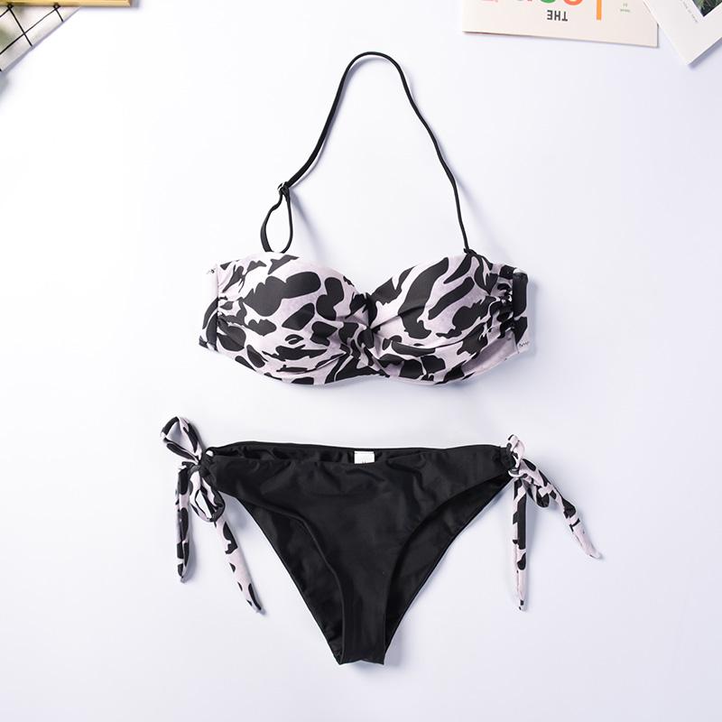 Women Halter Neck Print Summer Bikini OM22049